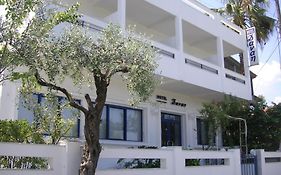 Ξενοδοχείο Δανάη